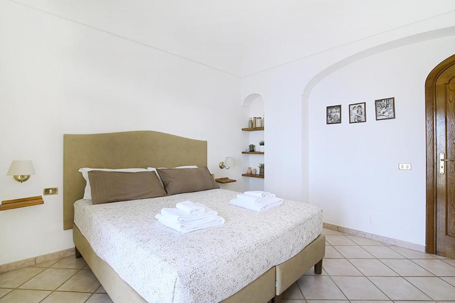 Bed and Breakfast Colle Dell'Ara Positano Habitación foto