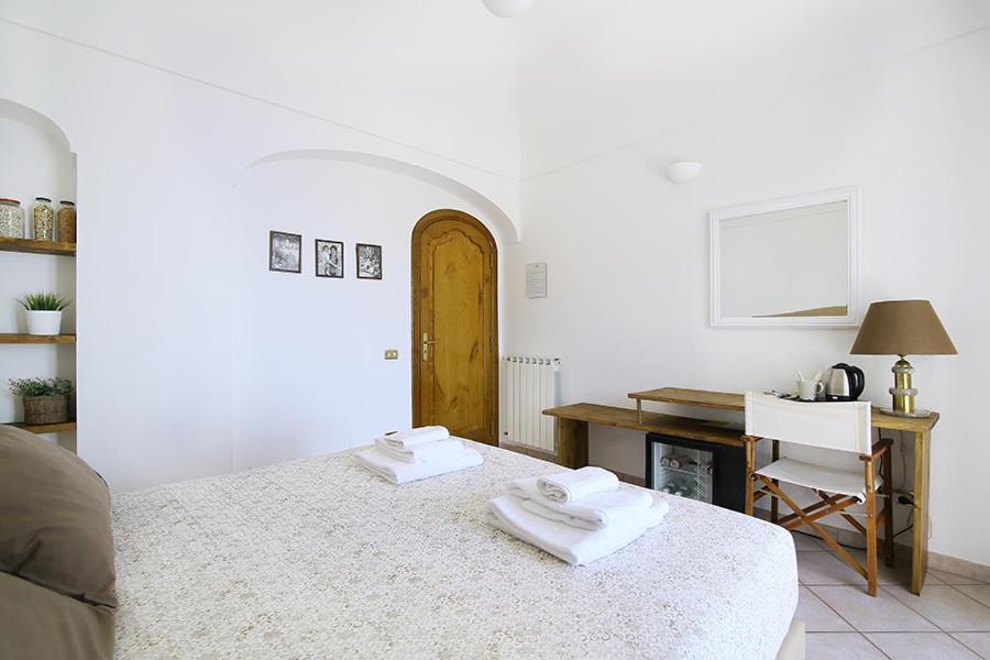 Bed and Breakfast Colle Dell'Ara Positano Exterior foto